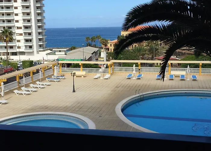 Copacabana Apartment *